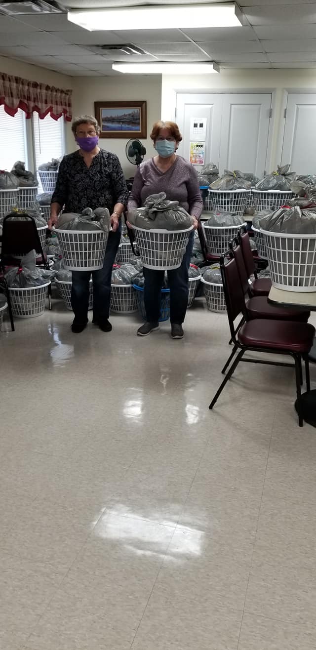 Mexico Senior Center Makes Christmas Happier For Some