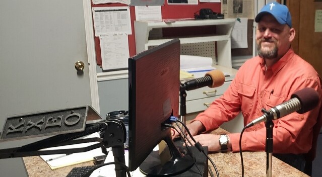 Mexico Farmers Market Manager Matt Van Schyndel Joins Am I Awake Morning Show
