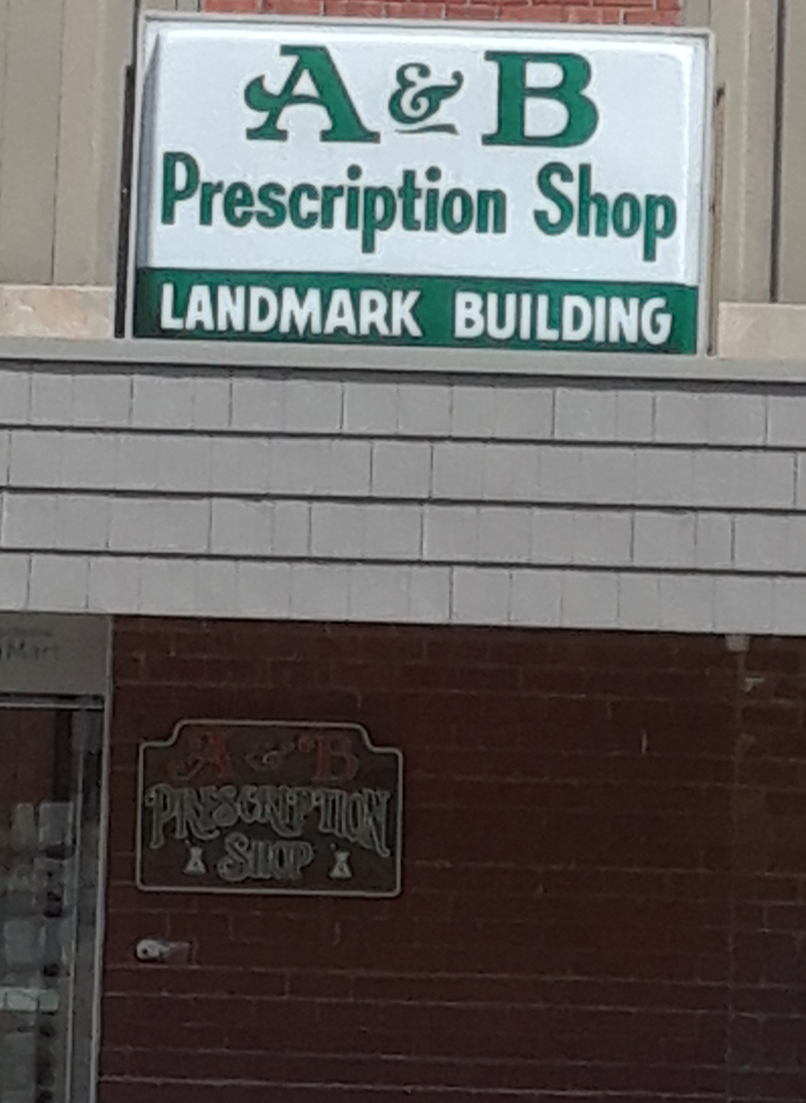 Mexico Pharmacy Closing April 30