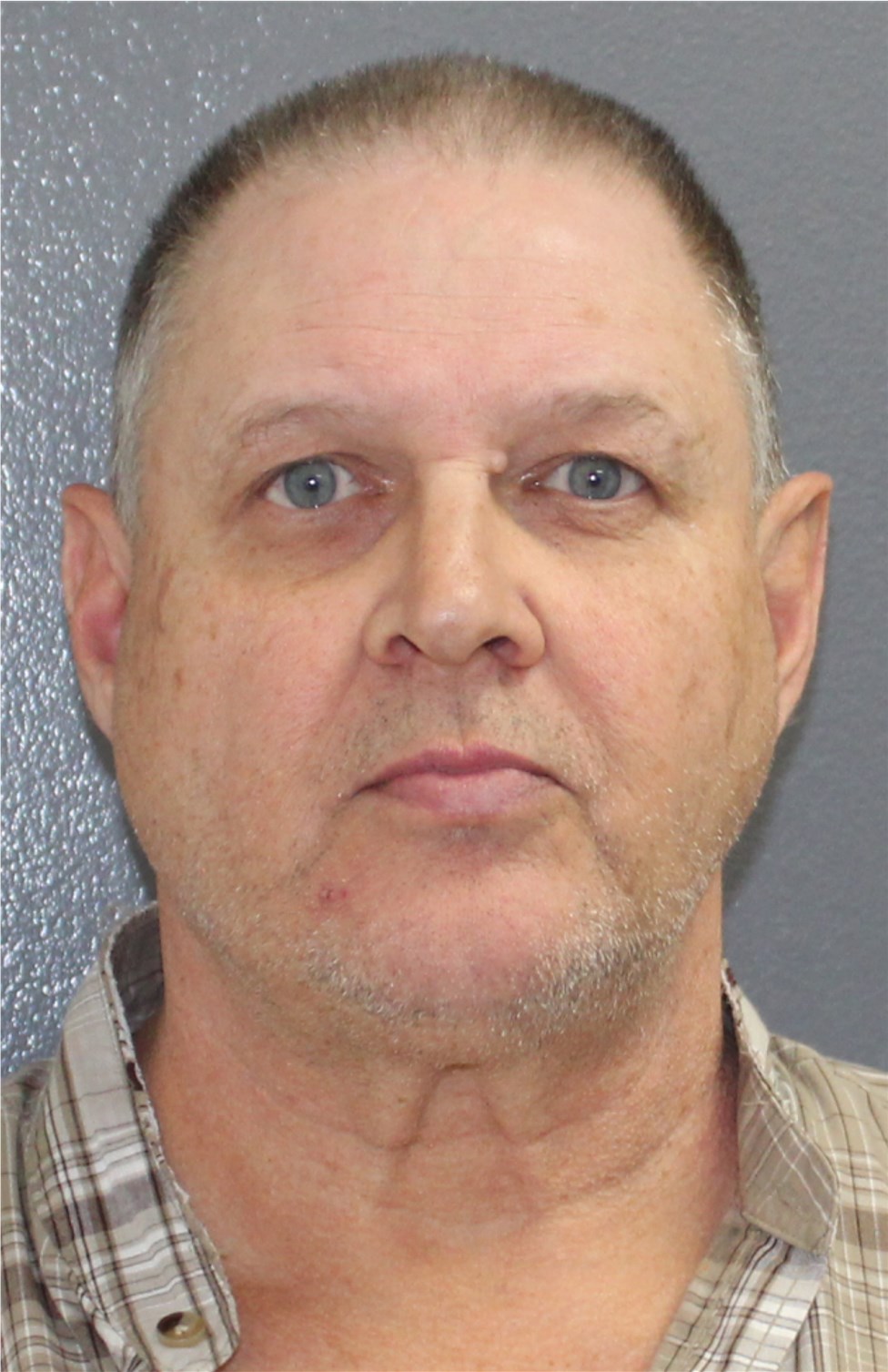 Fulton Man Arrested Accused Of Shooting His Neighbor With Crossbow