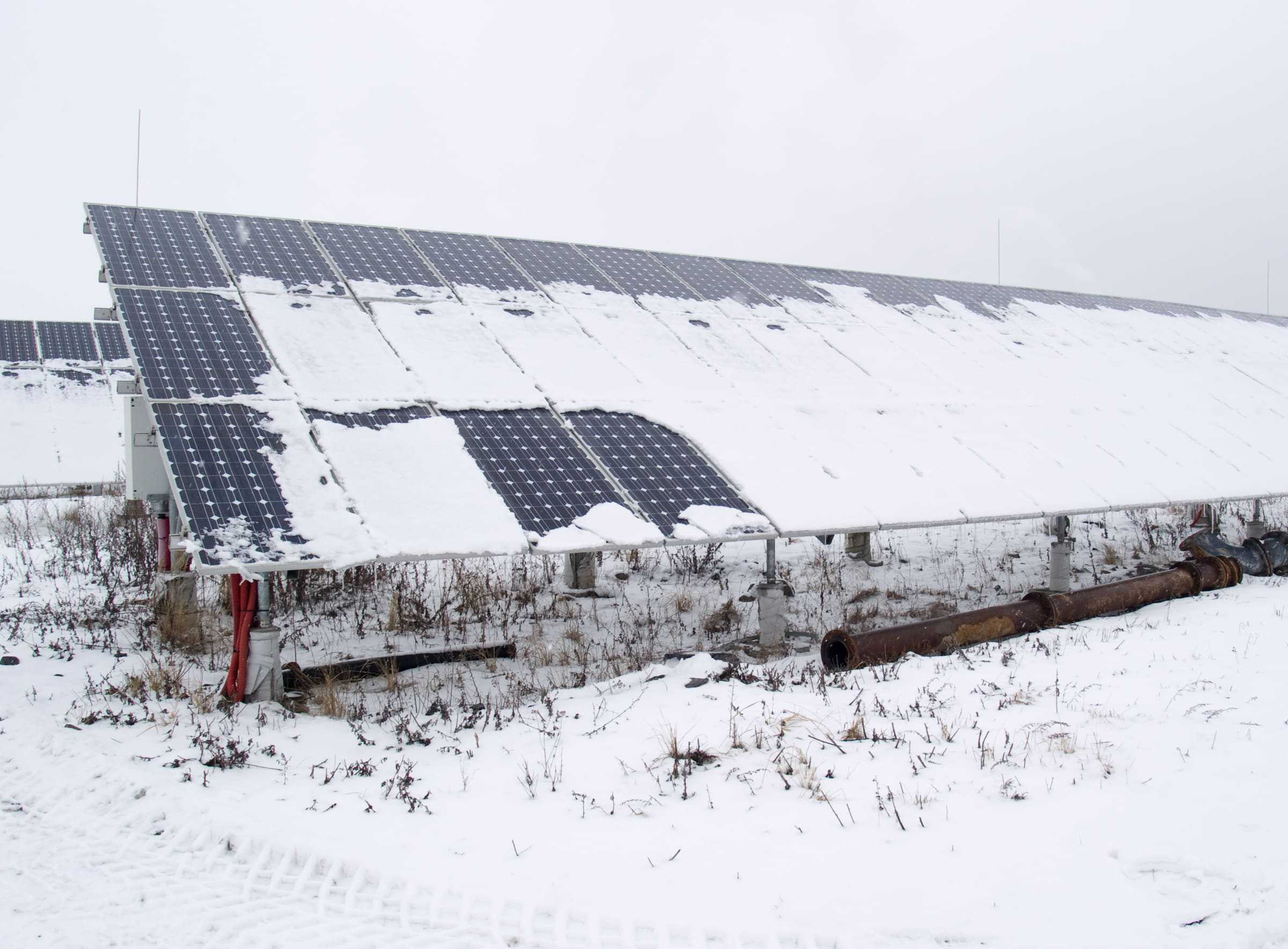 How to keep snow off solar panels
