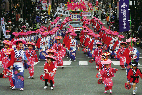博多  DONTAKU  海港祭典