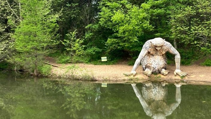 Little Nis at Bernheim