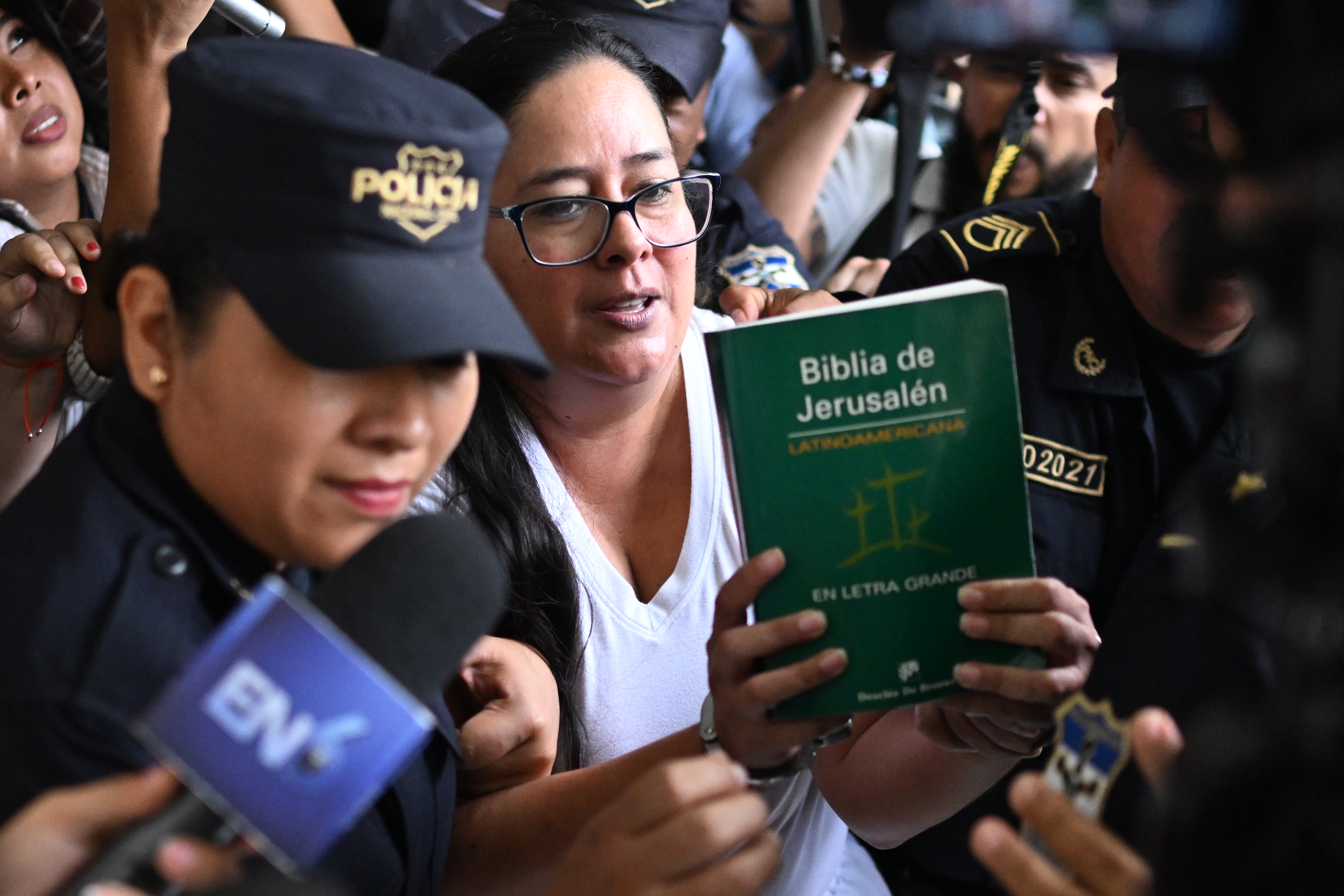 Ruth López en tribunales.
