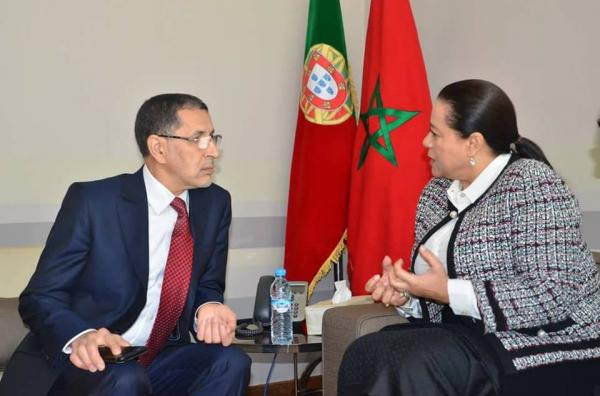 برلماني عن “البيجيدي” يكشف: رئيس الحكومة سيفوت 77 هكتارا في الصحراء للباطرونا