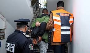 بوجدور..الشرطة توقف مشتبه به في عدة قضايا تتعلق بسرقات المنازل 