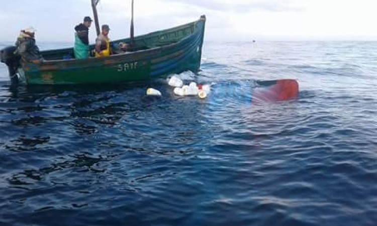 بوجدور..غرق بحار وخمسة قوارب تعرضت للإنقلاب في آن واحد..