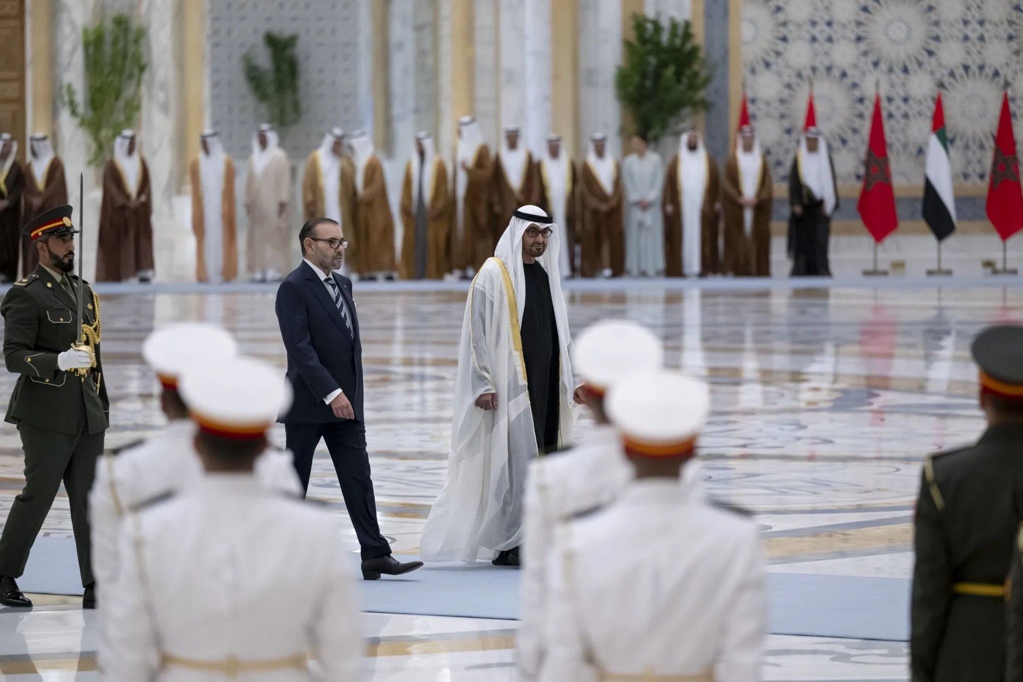 رئيس دولة الإمارات يعلن إلتزام بلاده بمواكبة إنجاز مشاريع مونديال 2030 بالمغرب( بلاغ مشترك )