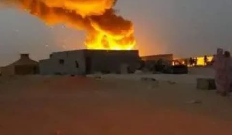 سكان المخيمات يثورون ضد الريع والفساد … هجوم على مقر ” وزاري ” بالرابوني واقتحام إقامات سكنية لمسؤولين في عصابة البوليساريو