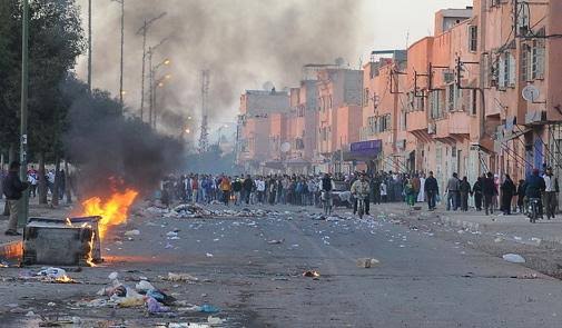 النيابة العامة بمراكش تنفي وفاة أي مواطن خلال أحداث سيدي يوسف بن علي وتؤكد أن الواقعة لا علاقة لها بالاحتجاجات