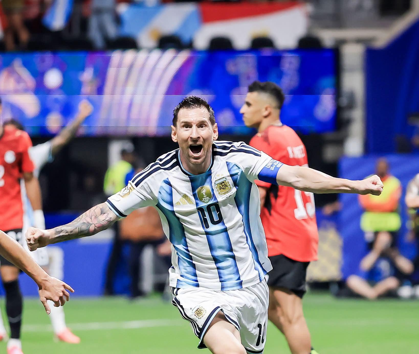 ريمونتادا ميسي تنهي الحلم المصري.. الأرجنتين تقلب الطاولة وتعبر إلى ربع نهائي كأس العالم