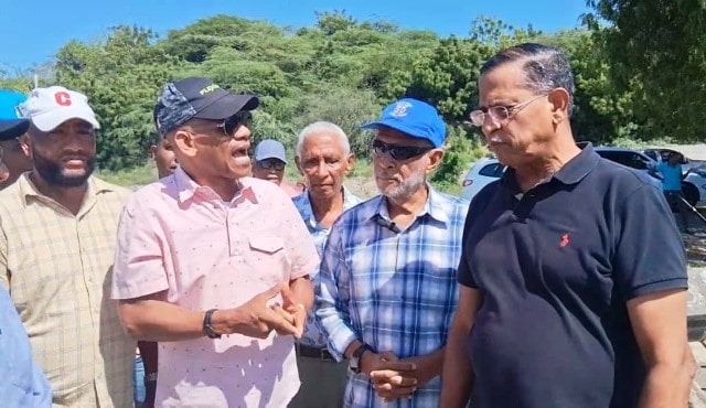 Revuelo por visita de Rodríguez Pimentel a laguna de Cabral motiva envío comisión del Senado para investigar