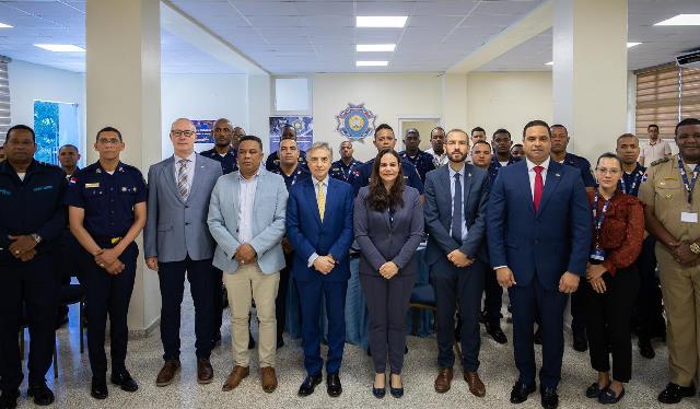 IPES e INTERPOL capacitan 29 agentes en investigación de delitos transnacionales
