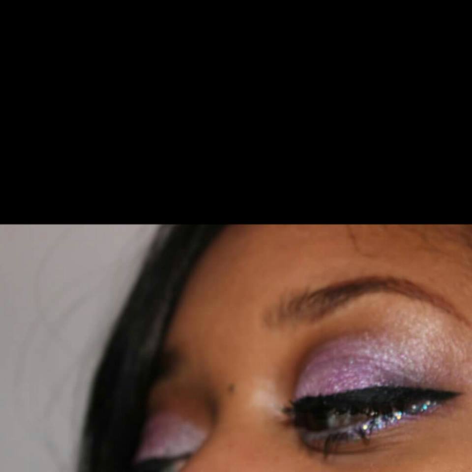 pink eye look