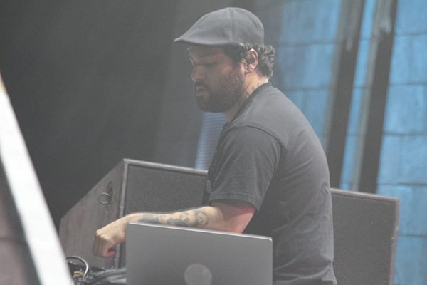 djs-7