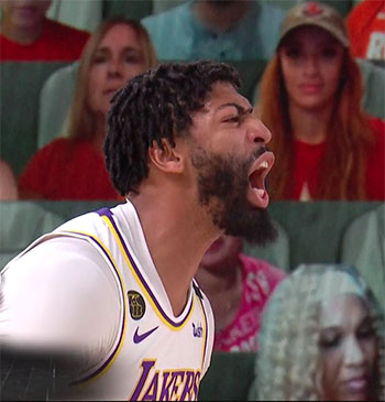 Lakers vs Rockets-Davis-
