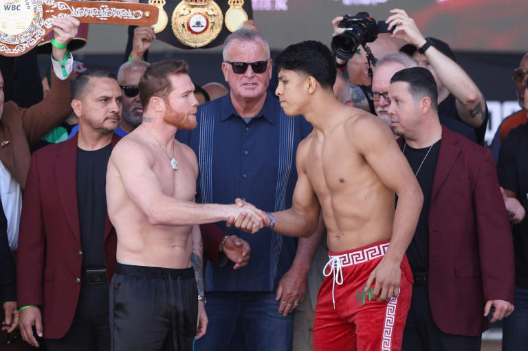 'Canelo' y Munguía dan el peso ante una afición con el "corazón dividido"
