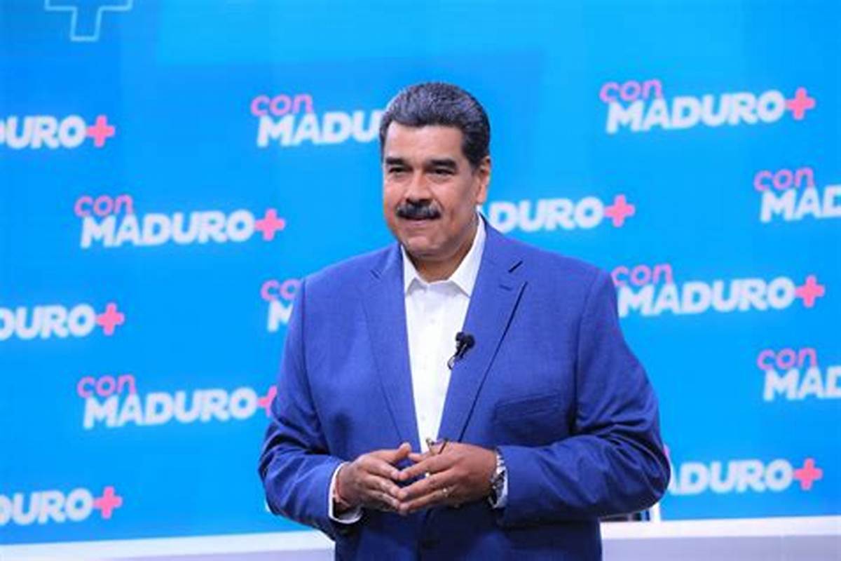Maduro ordena la entrega de parte de las industrias a Circuitos Comunales