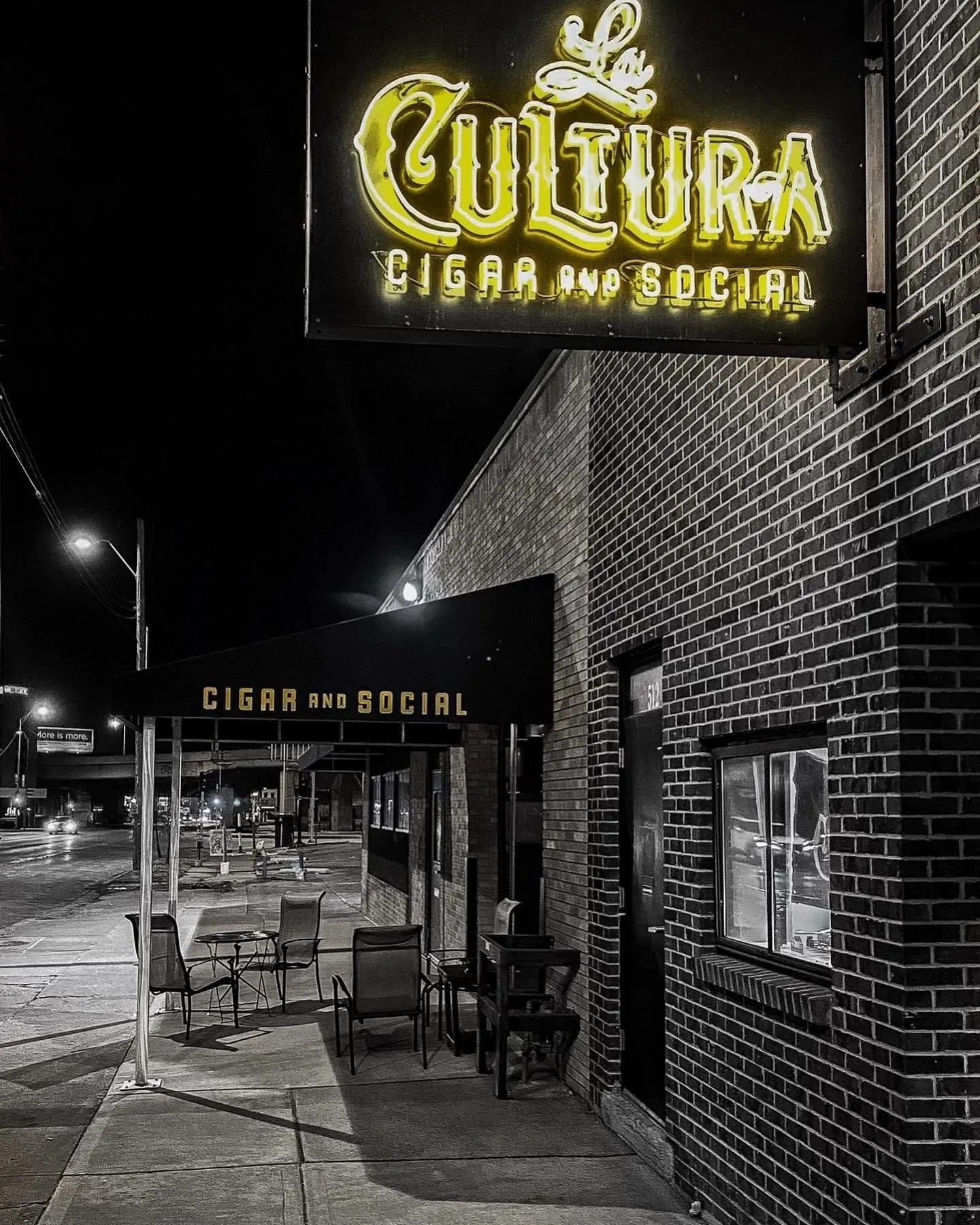 La Cultura Entrance