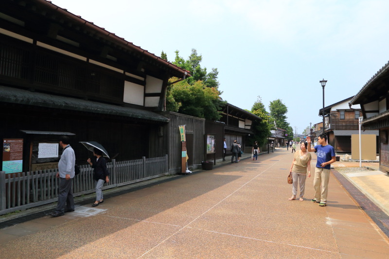 富山の岩瀬にて陶芸家として生きる釋永岳 | lade