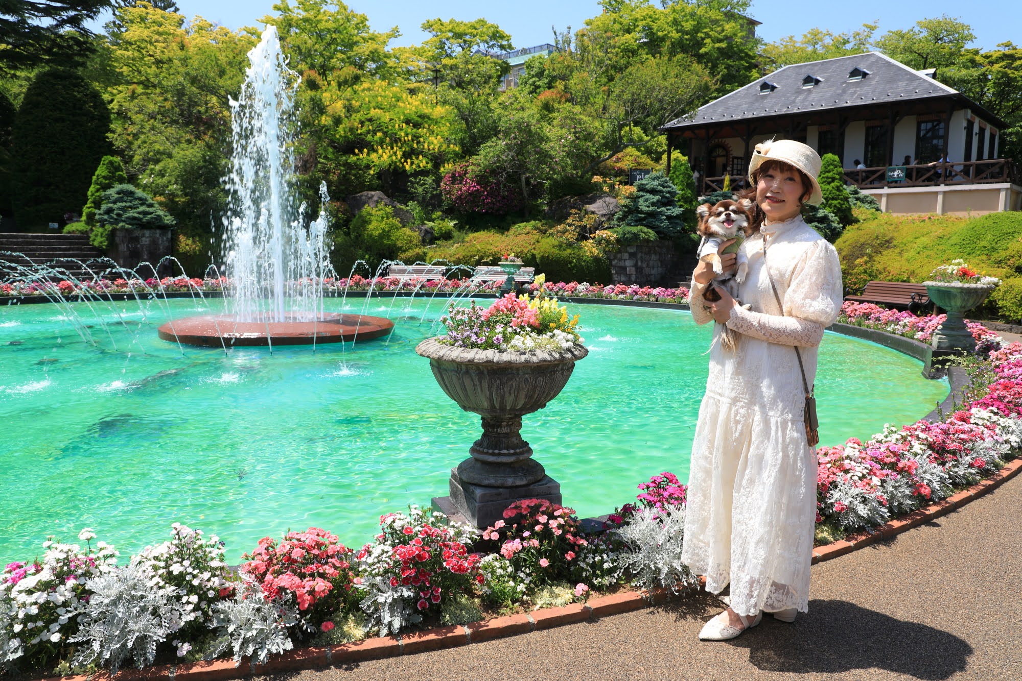 箱根・強羅「強羅公園」フランス式庭園の薔薇香る癒しのローズガーデン