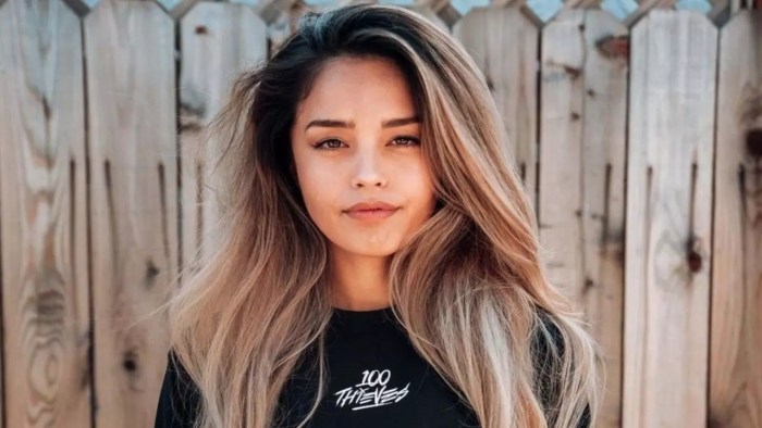 Valkyrae net worth 2021