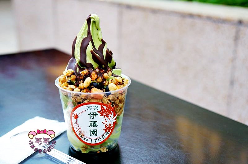 東京羽田機場美食》茶寮伊藤園xCalbee麥片抹茶霜淇淋聖代♥東京自由行