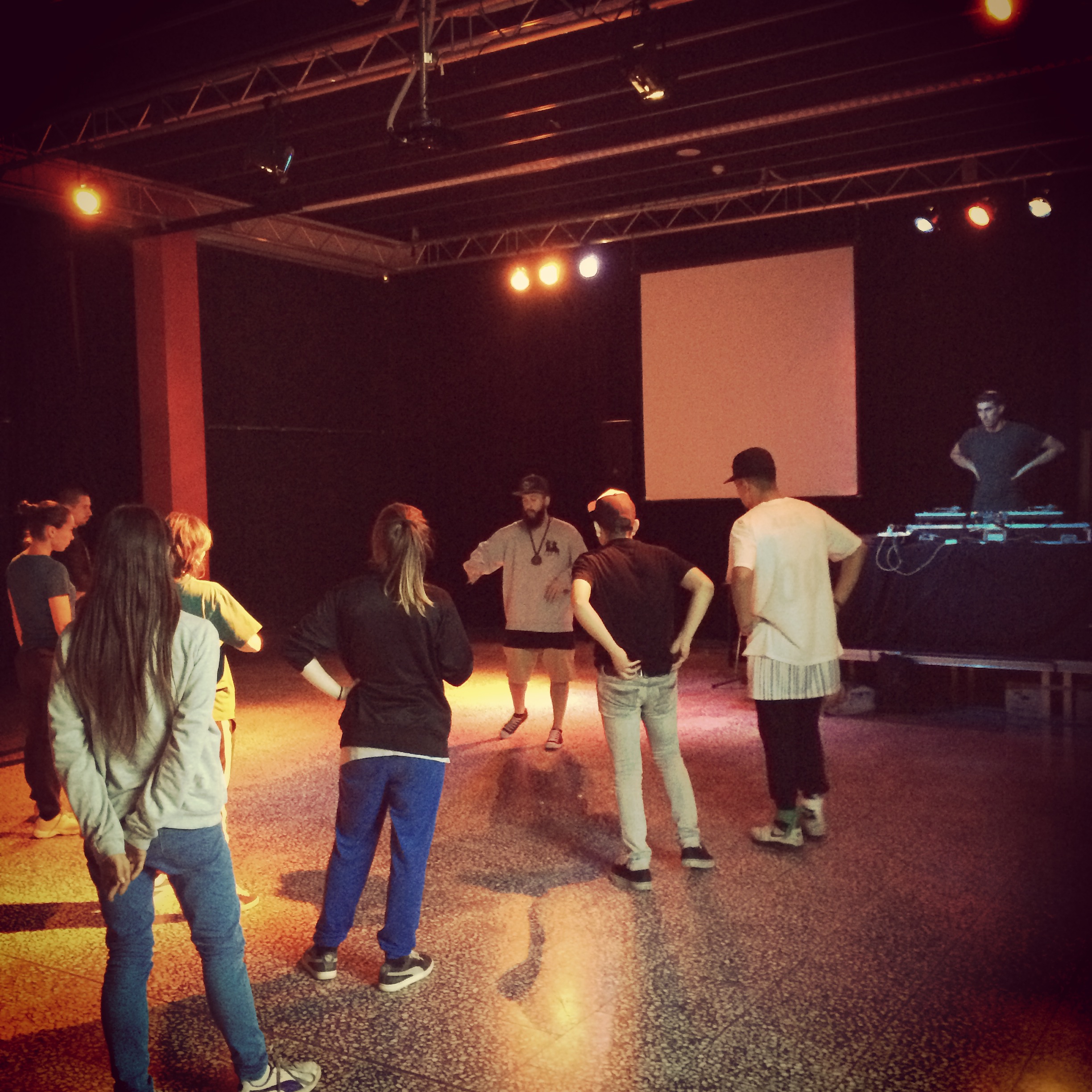 INSTRAGRAM: ELCIRCULOBREAKING