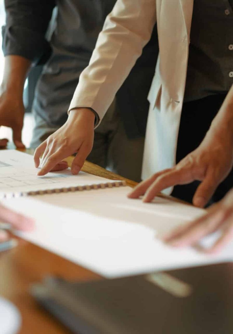 The Benefits Of Collaborative Design And Construction In Commercial - Light Background Collection - 8K Quality