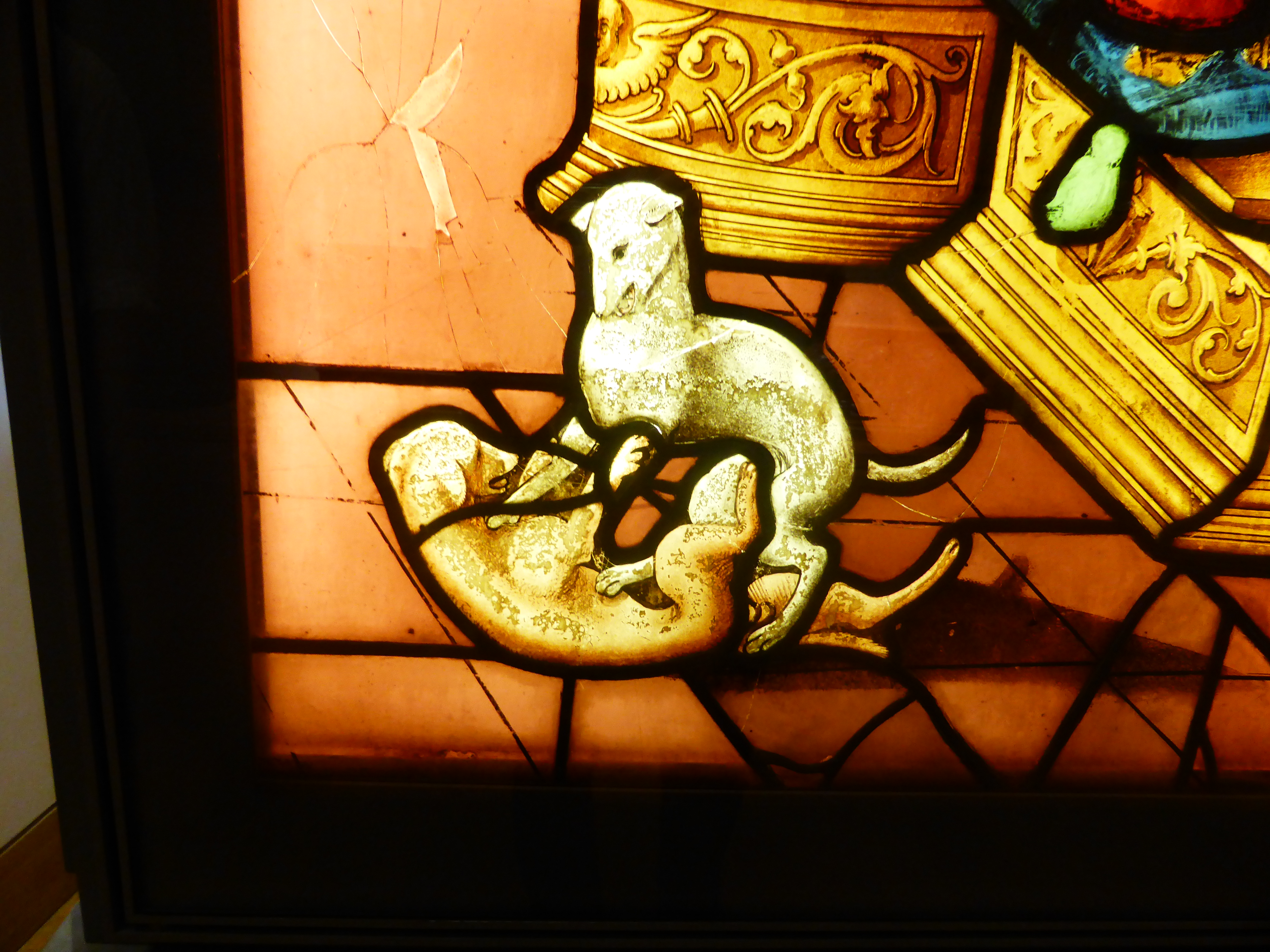 1540 stained glass: tussling dugz