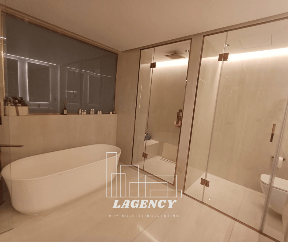 À Vendre : Appartement d’Exception 300 m² avec Vue Mer Latérale Ain Diab Casablanca