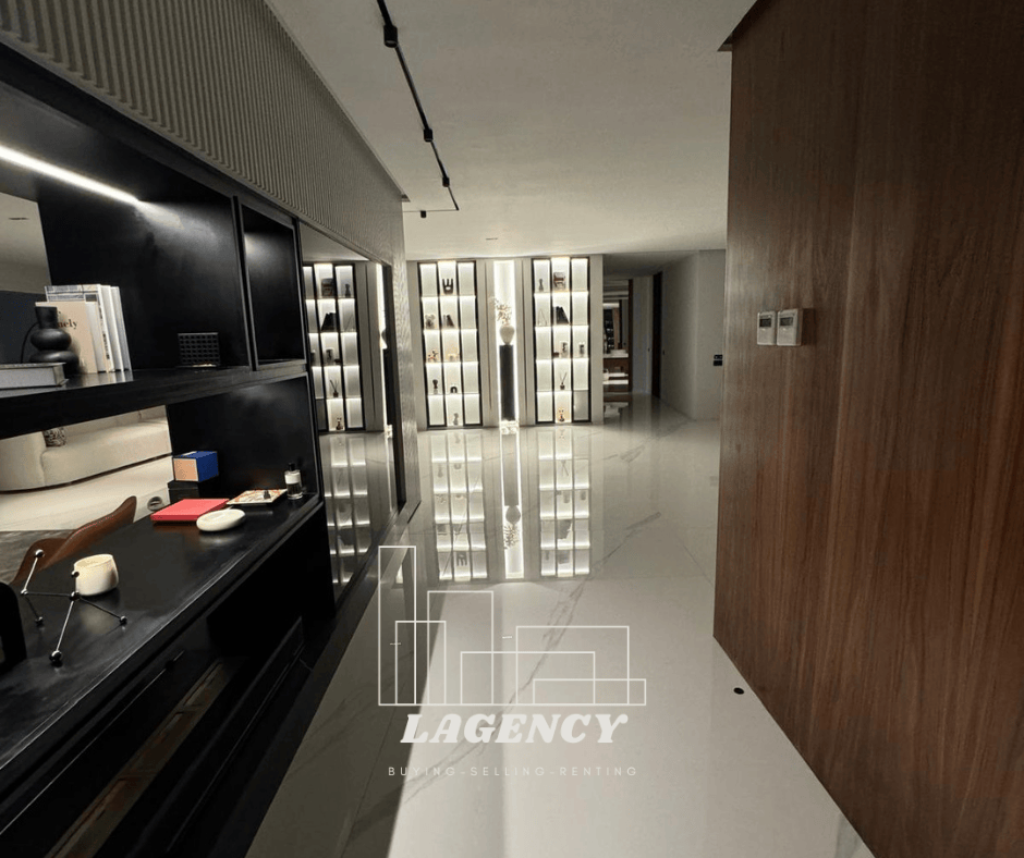 À Vendre : Appartement d’Exception 300 m² avec Vue Mer Latérale Ain Diab Casablanca
