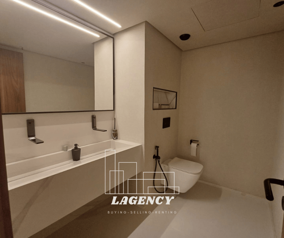 À Vendre : Appartement d’Exception 300 m² avec Vue Mer Latérale Ain Diab Casablanca