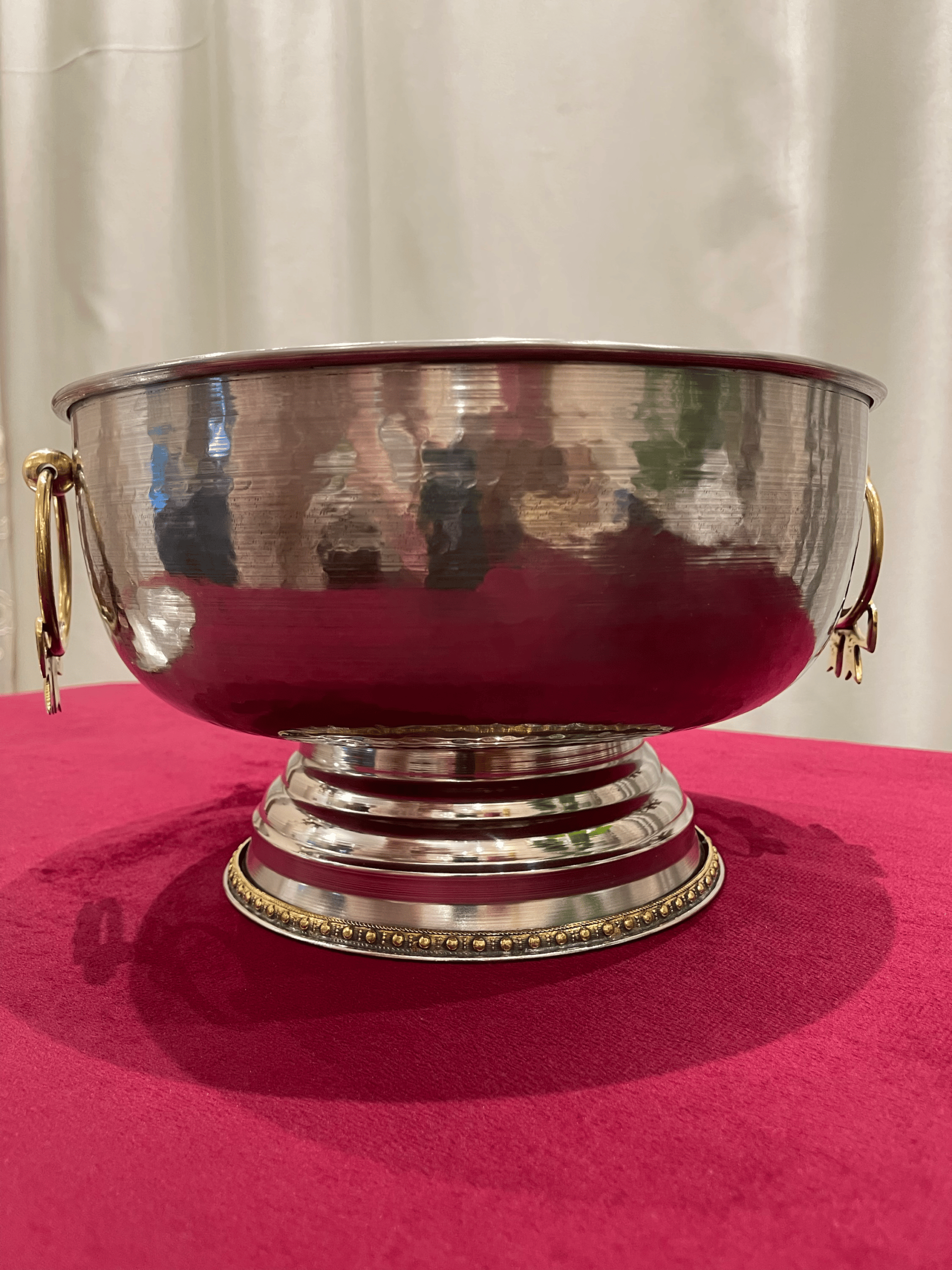 The Main Stage Bucket