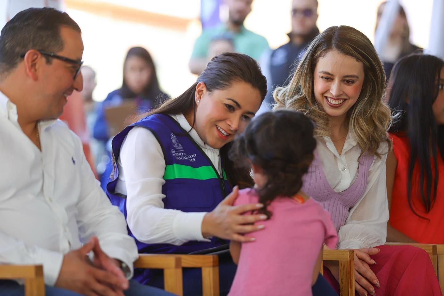 Tere Jiménez entrega obras en Norias de Paso Hondo, al oriente de la ciudad