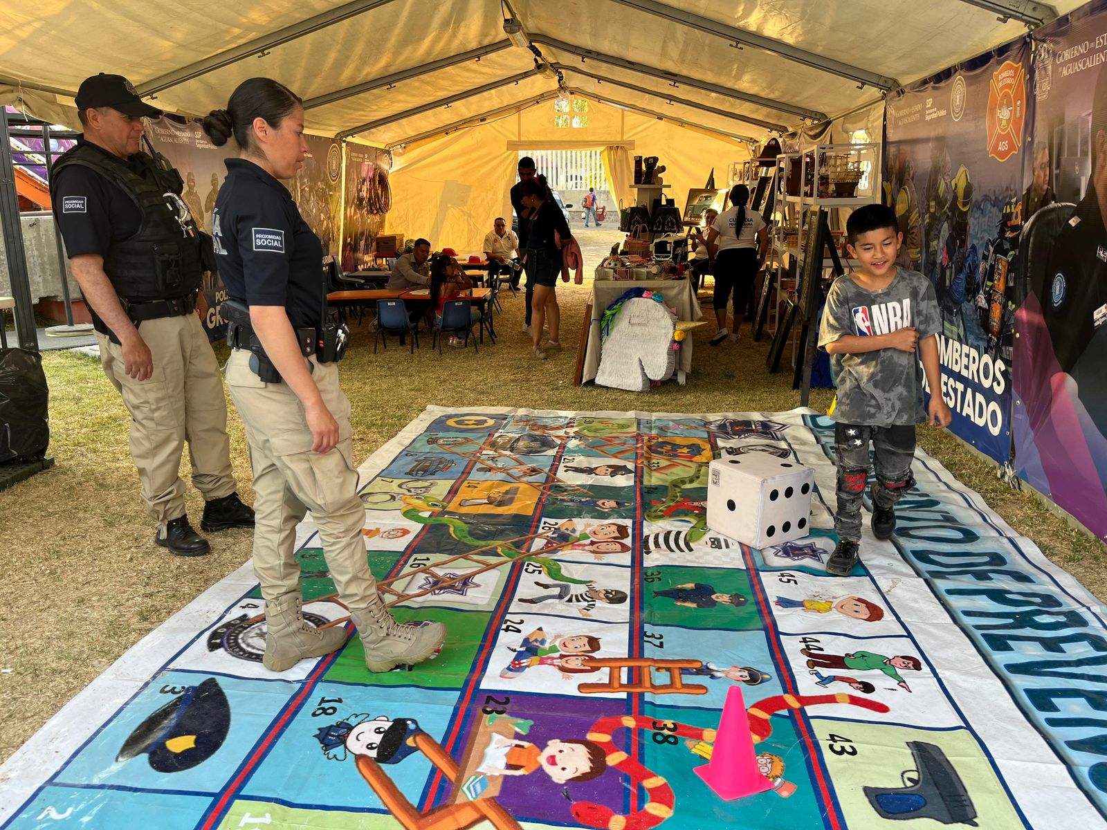 POLICÍA ESTATAL MANTIENE DESPLIEGUE PERMANENTE EN TODO EL PERÍMETRO FERIAL