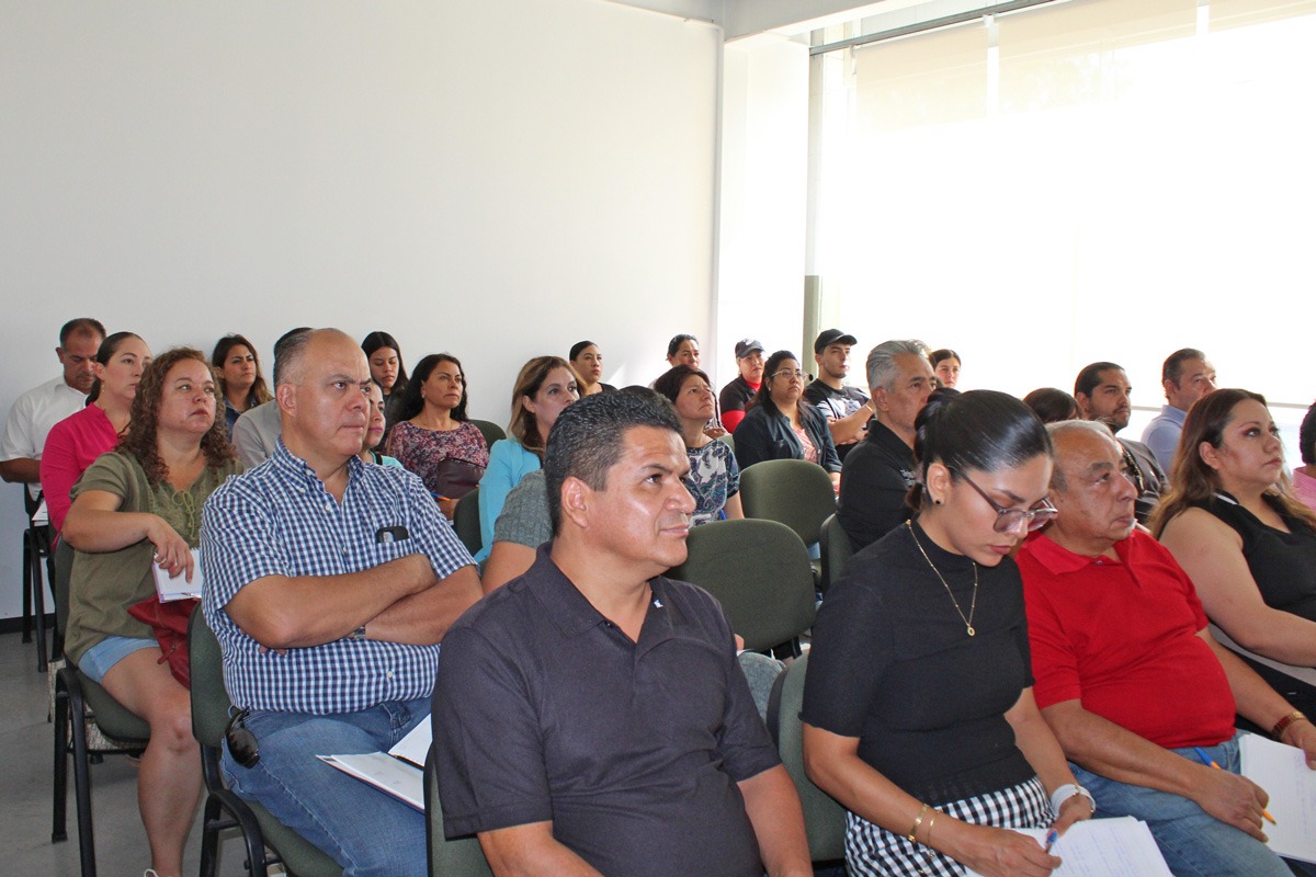 INSCRÍBETE A LOS CURSOS DE CAPACITACIÓN EMPRESARIAL QUE SE IMPARTIRÁN EN MAYO