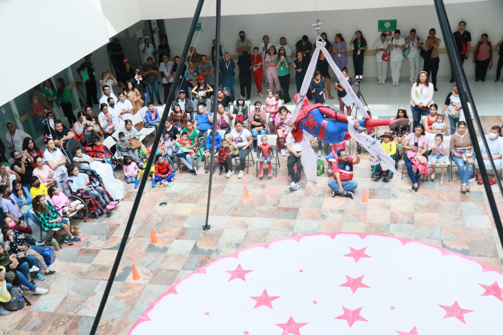 HOSPITAL MIGUEL HIDALGO FESTEJA EL DÍA DEL NIÑO