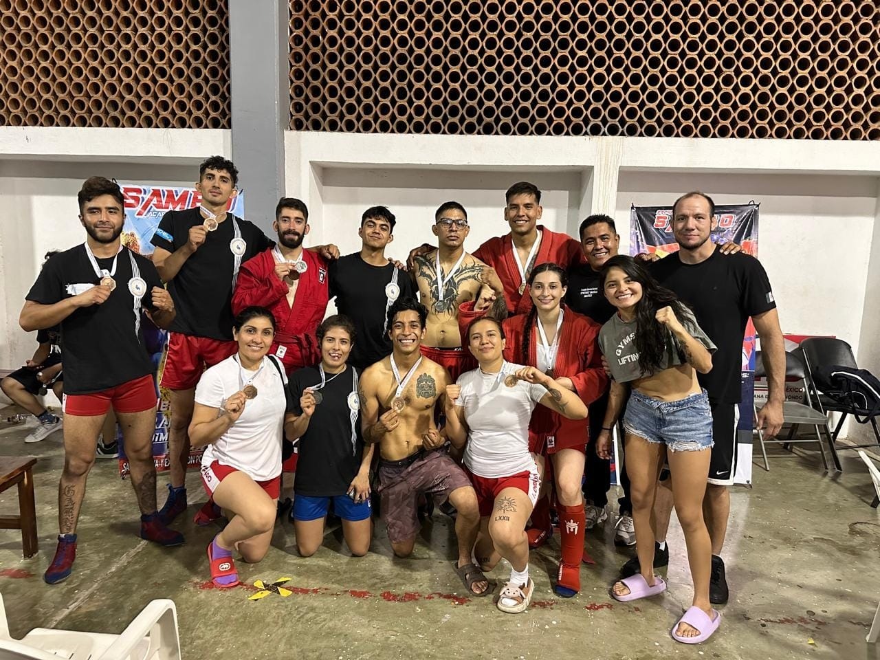 GANA 16 MEDALLAS LA DELEGACIÓN HIDROCÁLIDA EN TORNEO NACIONAL DE SAMBO