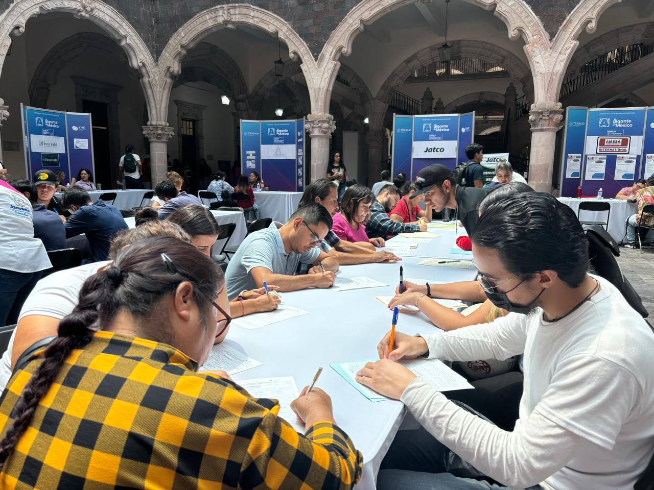 SUELDOS DE HASTA 22 MIL PESOS ESTE “JUEVES DE BOLSA DE TRABAJO”