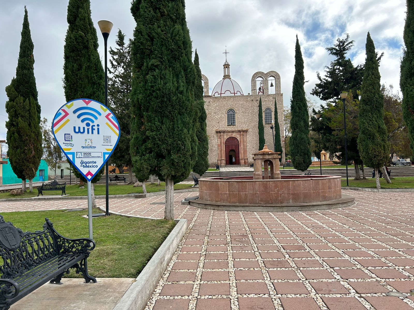 TERE JIMÉNEZ IMPULSA EL INTERNET GRATUITO EN MUNICIPIOS