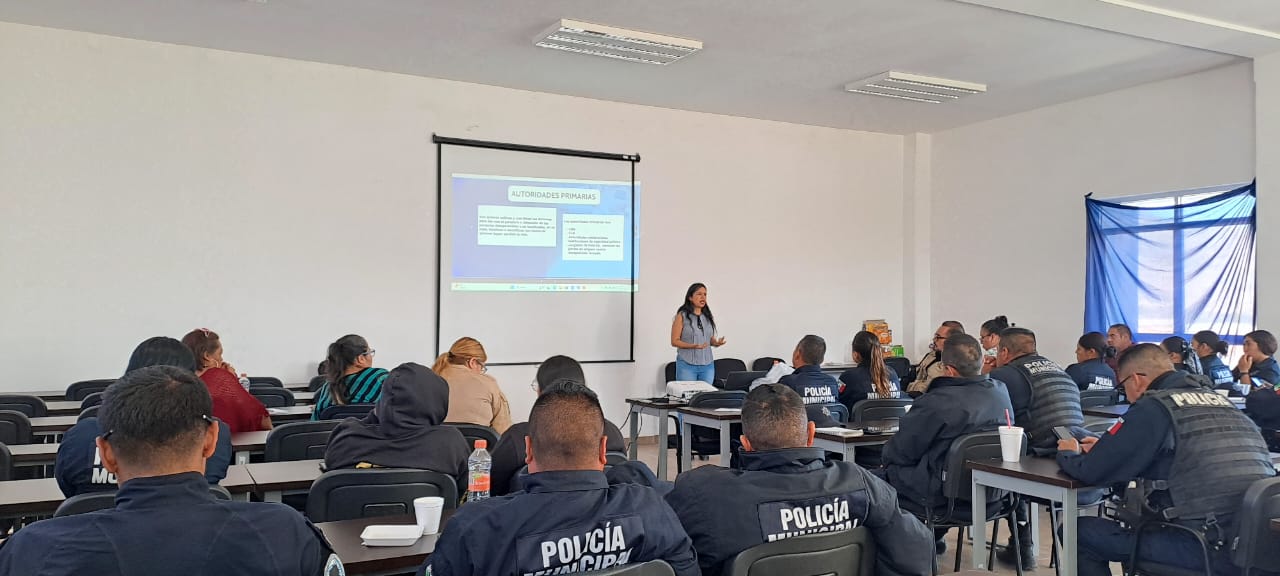 COMISIÓN ESTATAL DE BÚSQUEDA DE PERSONAS CAPACITA A POLICÍAS MUNICIPALES