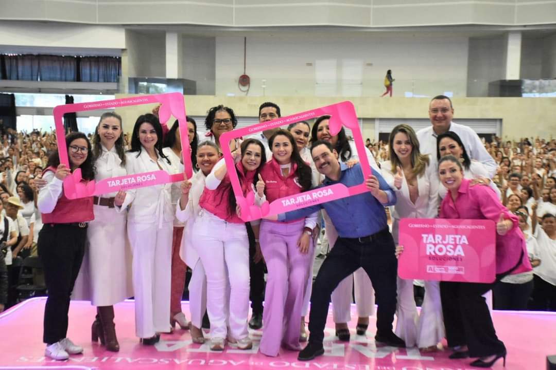 CON LA TARJETA ROSA APOYAMOS A LAS MUJERES QUE TRABAJAN A FAVOR DE SU COMUNIDAD: TERE JIMÉNEZ