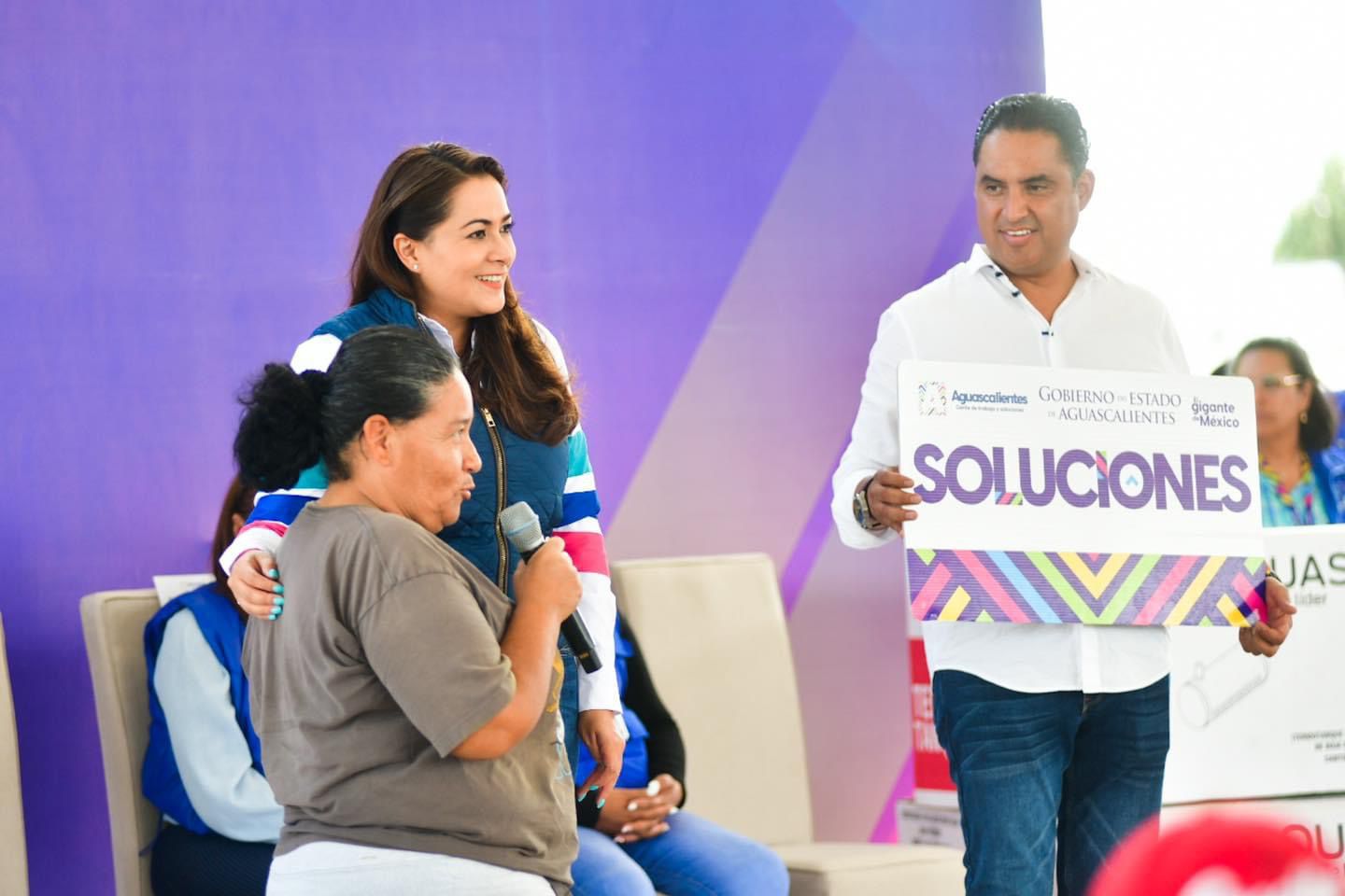ENTREGA TERE JIMÉNEZ CALENTADORES SOLARES Y TINACOS A 1,000 FAMILIAS DEL ORIENTE DE LA CIUDAD