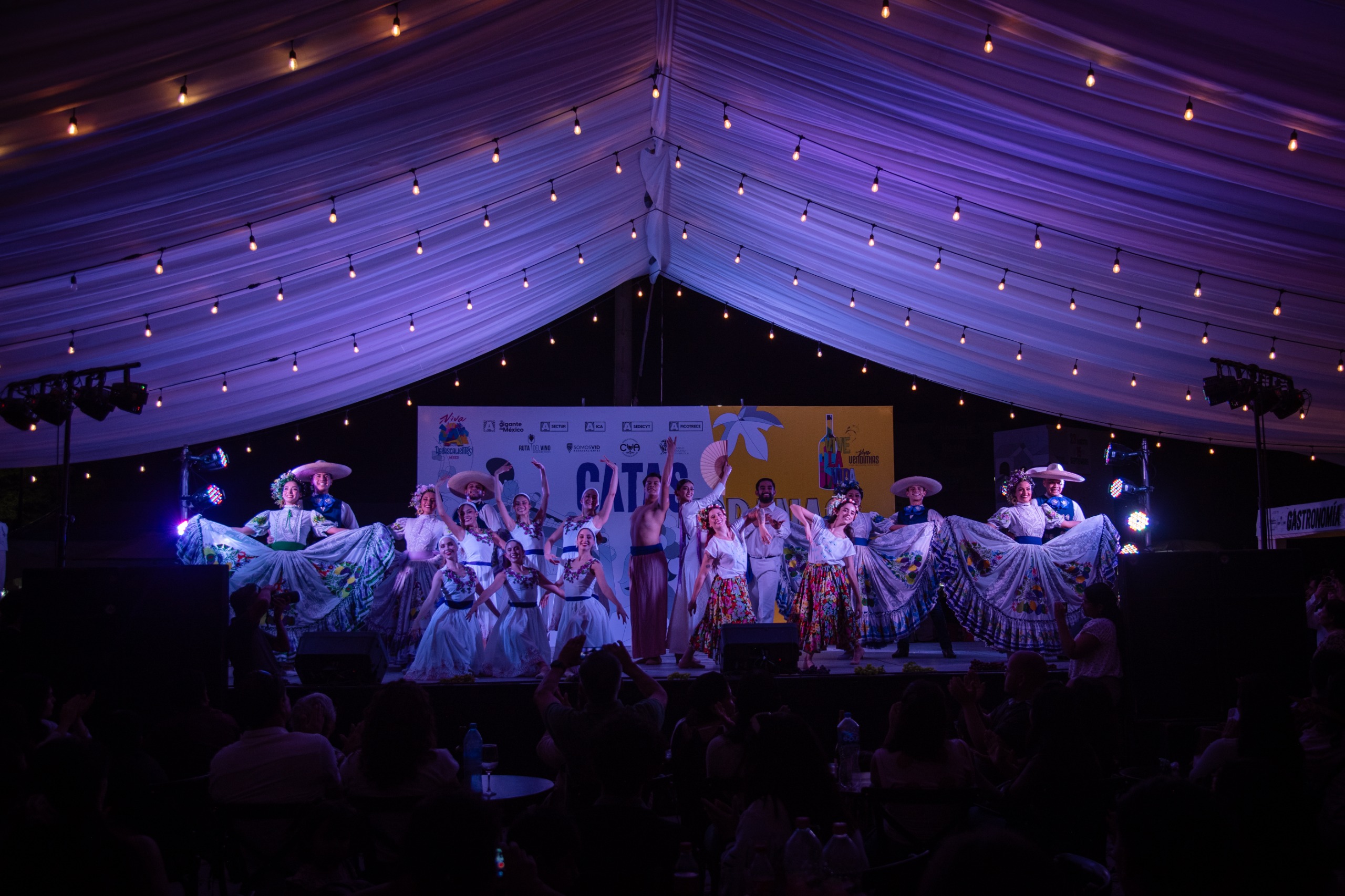 NO TE PIERDAS LA MEGA CATA URBANA ESTE 7 Y 8 DE SEPTIEMBRE EN EL CORREDOR GASTRONÓMICO DEL COMPLEJO TRES CENTURIAS; LA ENTRADA ES GRATUITA