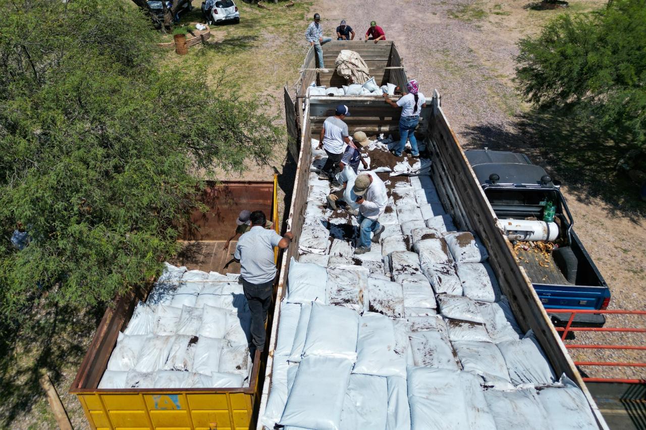 ABIERTA LA CONVOCATORIA PARA BENEFICIAR A PRODUCTORES AGRÍCOLAS; CON COMPOSTA NUTREN SU SUELO Y OBTIENEN MEJORES CULTIVOS