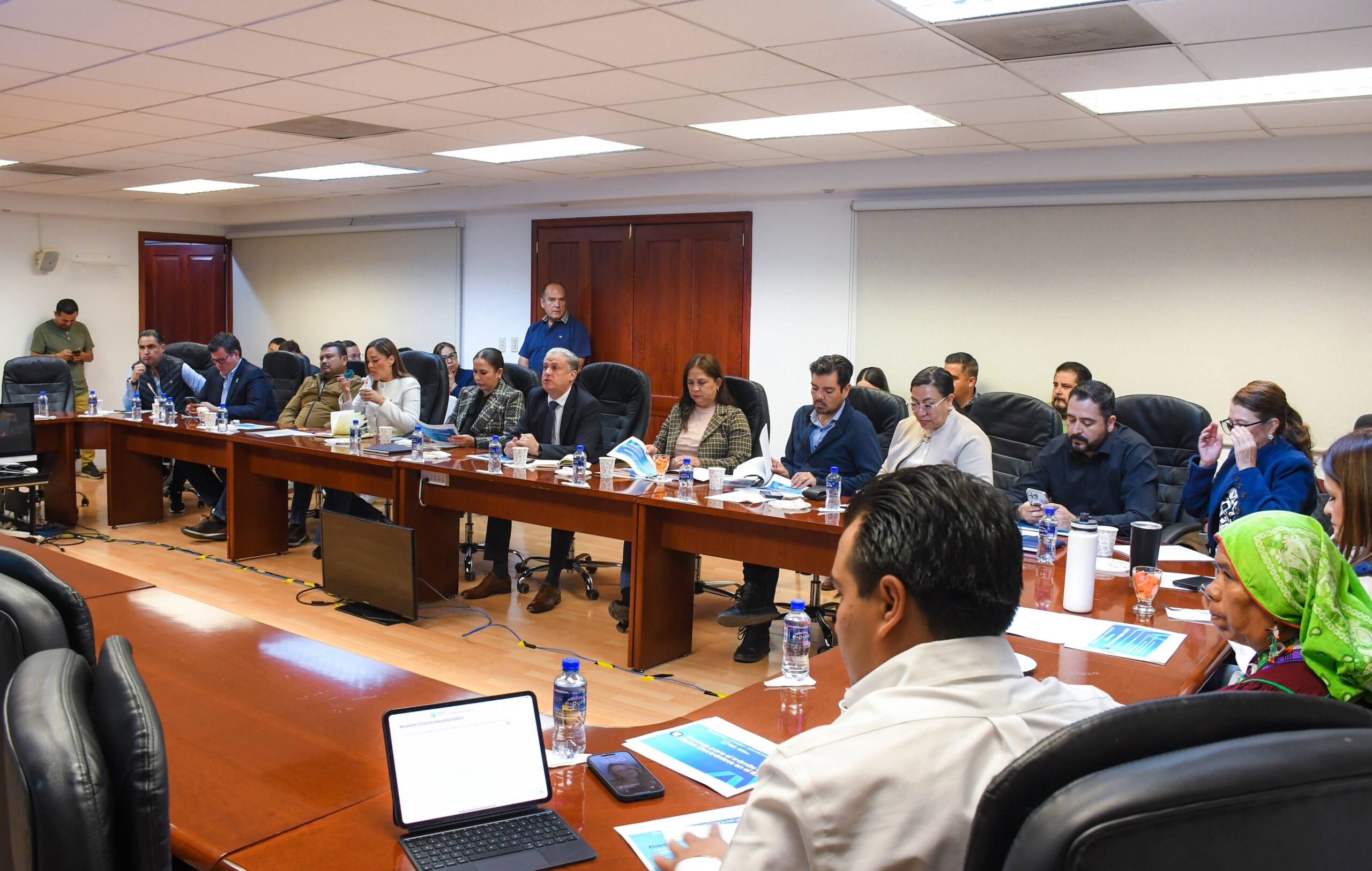CONGRESO DE AGUASCALIENTES FORTALECE COORDINACIÓN LEGISLATIVA CON EL IEA PARA CONCRETAR EXPEDICIÓN DE TÍTULOS ELECTRÓNICOS UNIVERSITARIOS