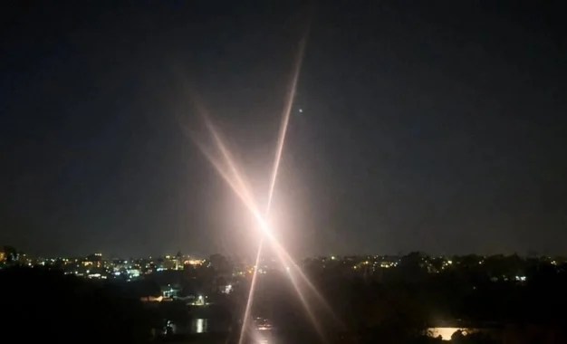 Frontera Estados Unidos derribó tres drones en la frontera con México el miércoles 26 de agosto; informaron autoridades del país vecinos que los artefactos eran usados por grupos del narcotráfico. Foto tomada de la cuenta @JointTFSB