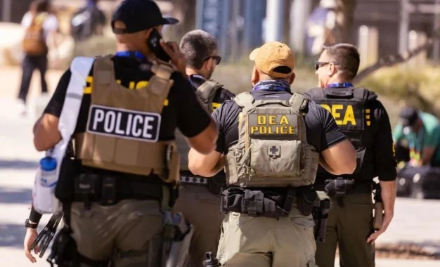 Agentes de la DEA en Los Ángeles. Foto Afp