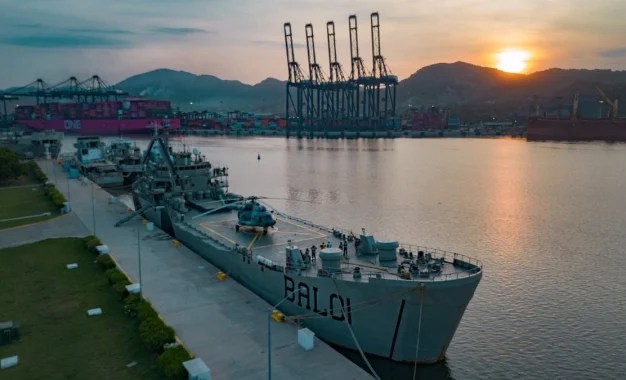 De los efectivos desplegados en Baja California Sur, 589 fueron concentrados en el Sector Naval de Santa Rosalía, ante la previsión de mayores afectaciones en esa zona. Foto Semar